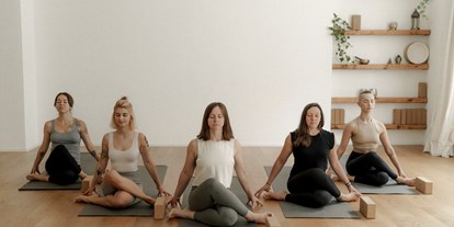 Yogakurs - Yogastil: Kundalini Yoga - Yoga Studio Wolke34
