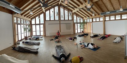 Yogakurs - Deutschland - Yoga meets Zumba im Labenbachhof bei Ruhpolding 
